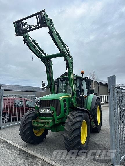 John Deere 6530 الجرارات