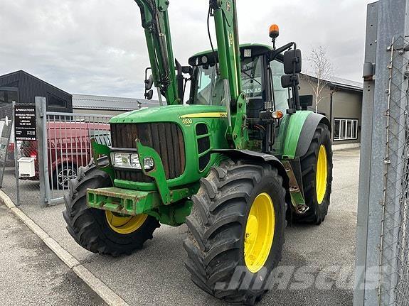John Deere 6530 الجرارات