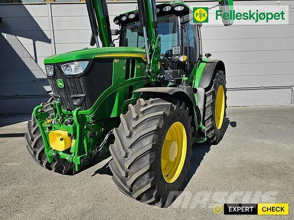 John Deere 6R 215 الجرارات