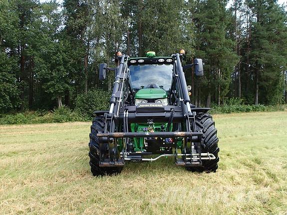 John Deere 6R150 الجرارات