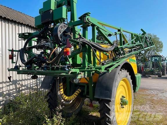 John Deere 740i رشاشات ذاتية الحركة