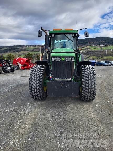 John Deere 7720 الجرارات