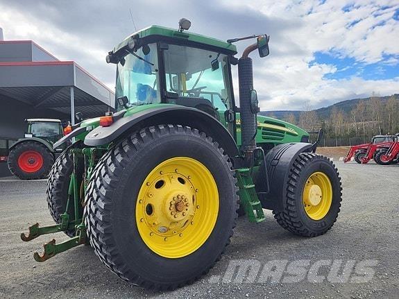 John Deere 7720 الجرارات