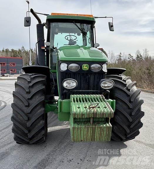 John Deere 7820 الجرارات