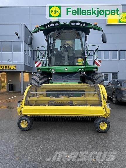 John Deere 8400 محشات