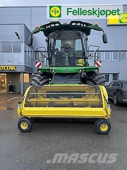 John Deere 8400 محشات