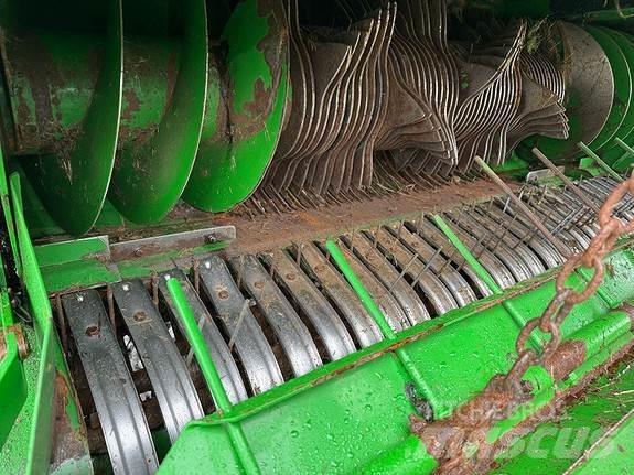 John Deere C440R محزمات مستديرة