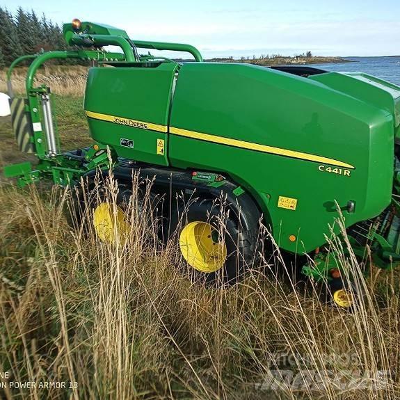 John Deere C441R محزمات مستديرة
