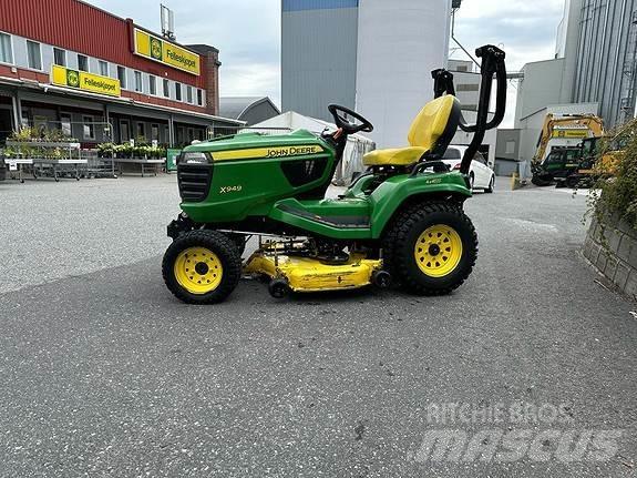 John Deere X949 ماكينات أخرى لتجهيز الأراضي