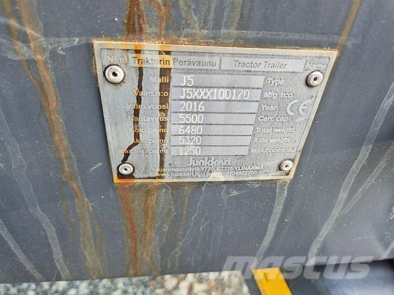 Junkkari J5 مقطورات للأغراض العامة