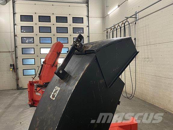 Jutul 225 قاذفات الجليد