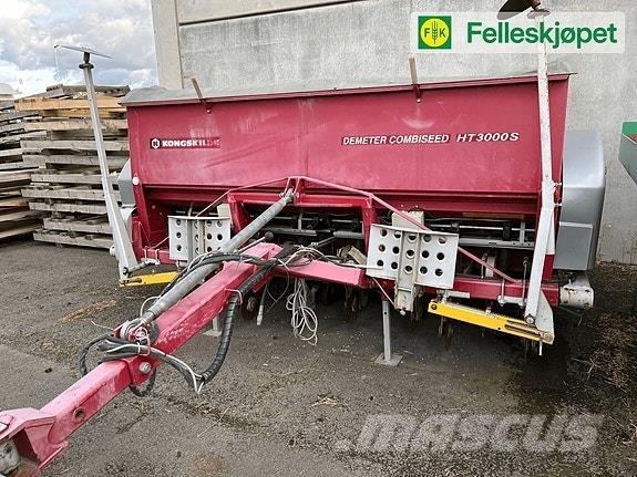 Kongskilde HT 3000 معدات فرد المواد المعدنية