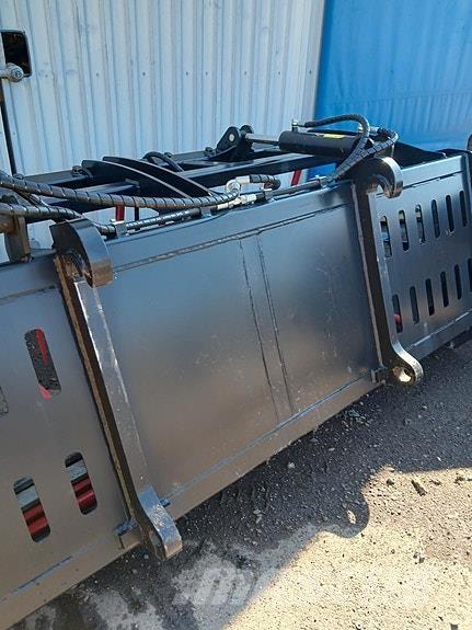  Krokodillegrip مكونات أخرى