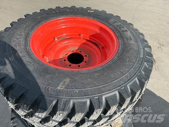 Kubota M135GX-IV الجرارات