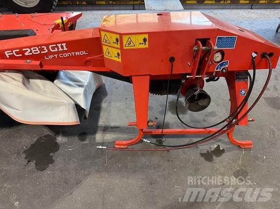 Kuhn GA283 GII-FF معدات أخرى لحصاد العلف