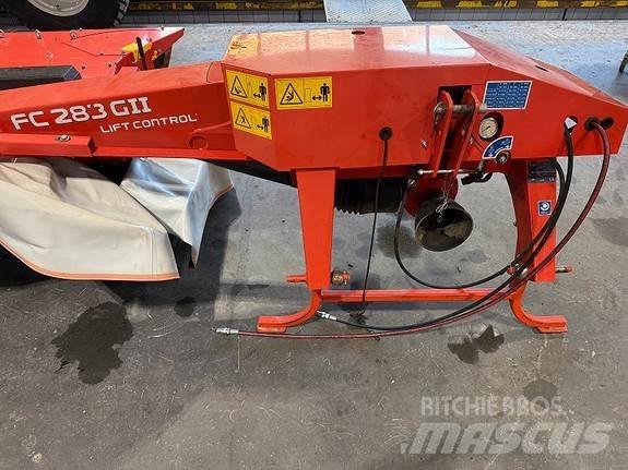 Kuhn GA283 GII-FF معدات أخرى لحصاد العلف
