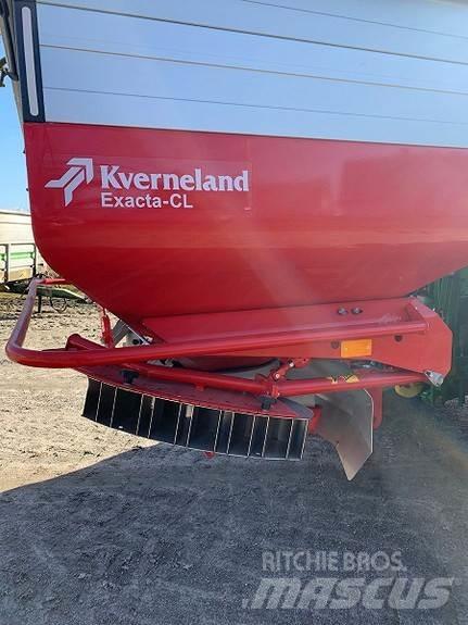 Kverneland CL معدات فرد المواد المعدنية