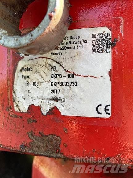 Kverneland PB-100 محاريث عكسية