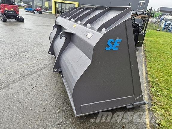  Lasterskuffe 3500L مكونات أخرى