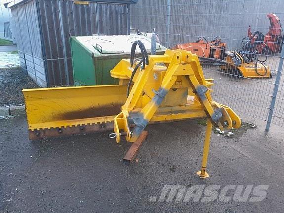 Lilleseth 300 ماكينات الطرق والجليد الأخرى