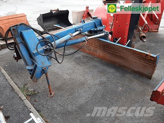 Lilleseth 300 حراثات ونصول الجليد