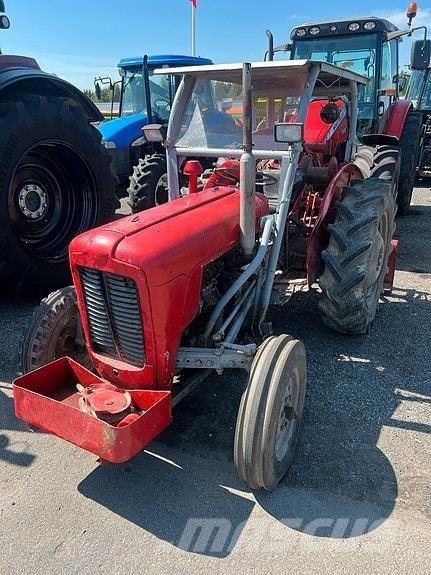 Massey Ferguson 35 الجرارات
