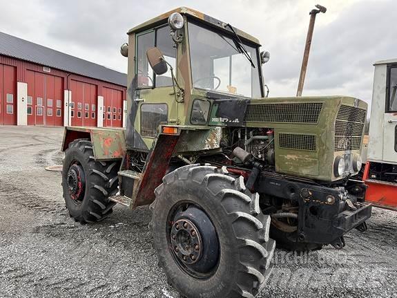 MB Trac 800 الجرارات