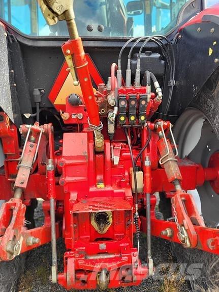 McCormick MC 115 الجرارات