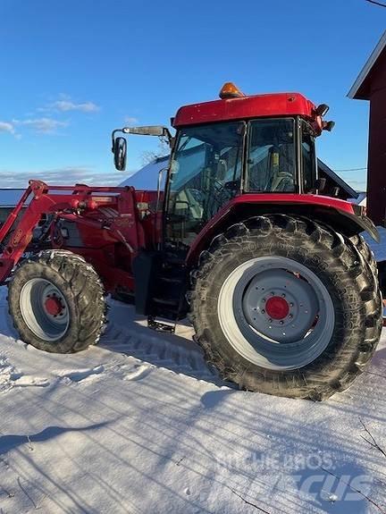 McCormick MC 135 الجرارات