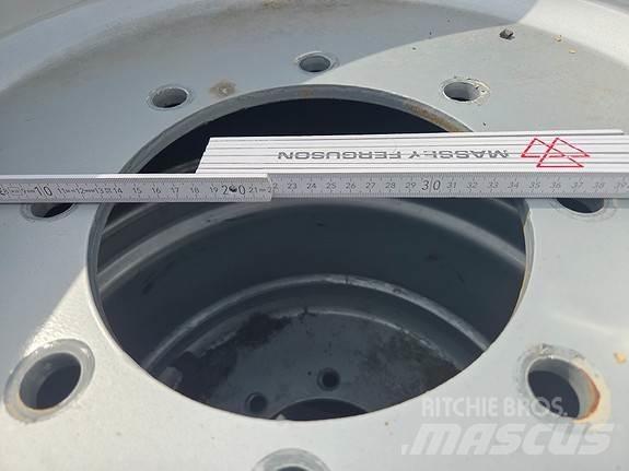 Michelin Crossgrip ماكينات زراعية أخرى