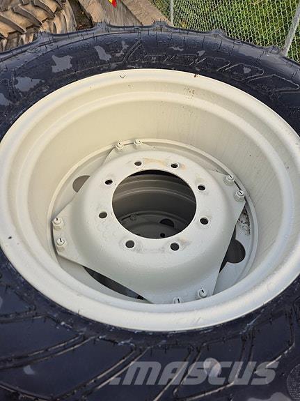 Mitas  الإطارات والعجلات والحافات