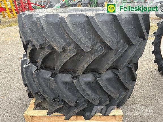 Mitas dekk الجرارات