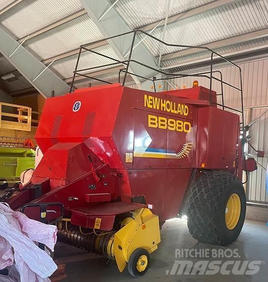 New Holland BB980 محزمات مستديرة