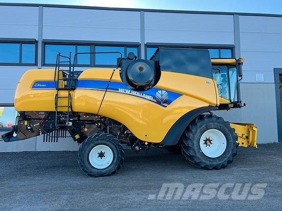 New Holland CX5080 حصادات