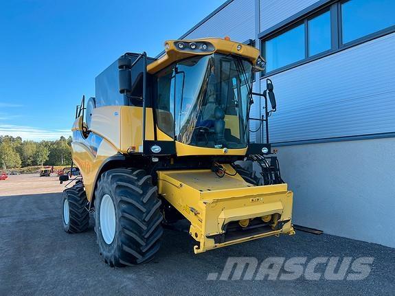 New Holland CX5080 حصادات