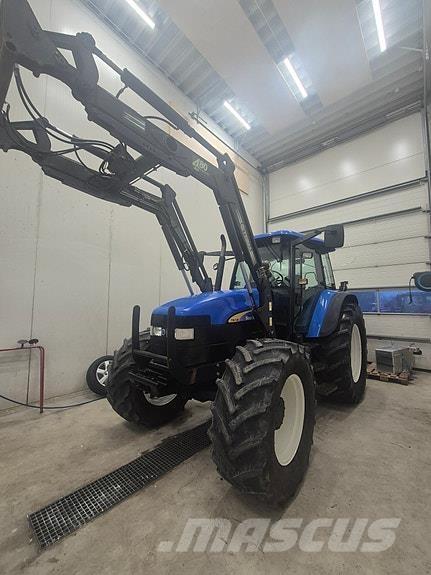 New Holland TM140 الجرارات