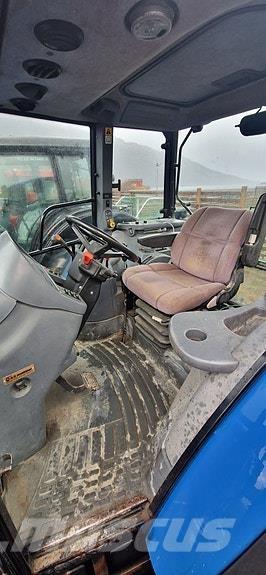 New Holland TS 115 الجرارات