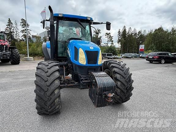 New Holland TS135A الجرارات
