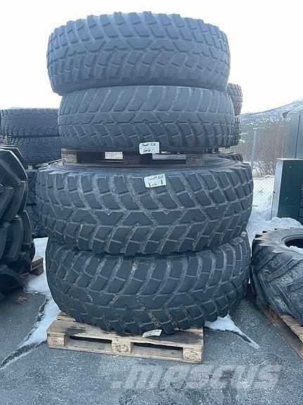 Nokian  ماكينات الطرق والجليد الأخرى