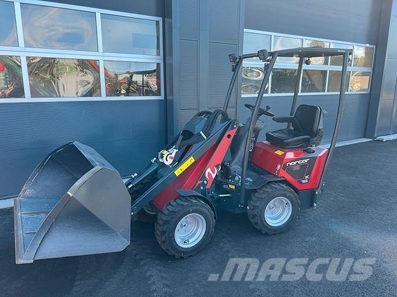 Norcar 755 XC لوادر انزلاقية التوجيه