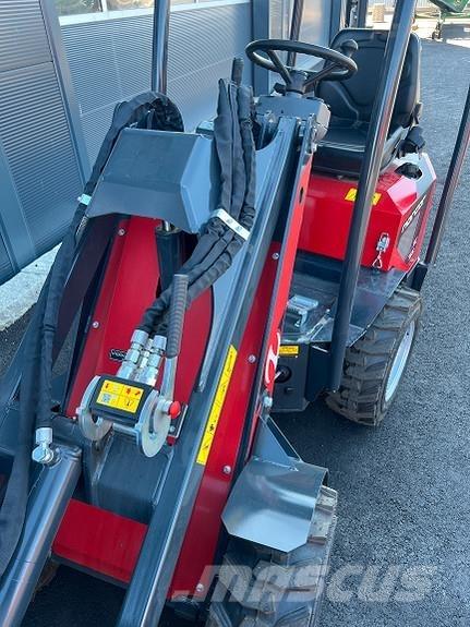 Norcar 755 XC لوادر انزلاقية التوجيه