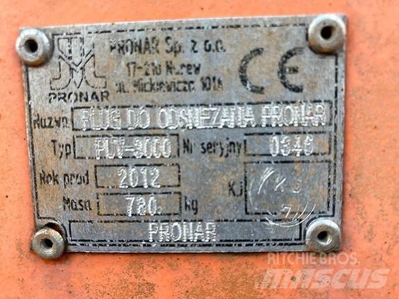 Pronar PUV-3000 حراثات ونصول الجليد