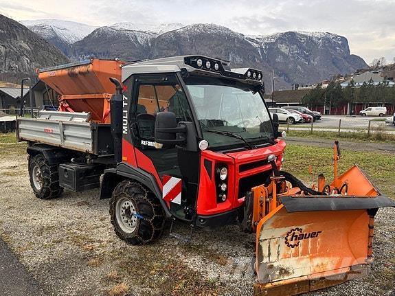 Reform T7 X الجرارات