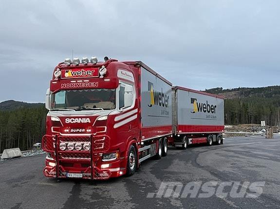 Scania 650 S شاحنات ذات هيكل صندوقي