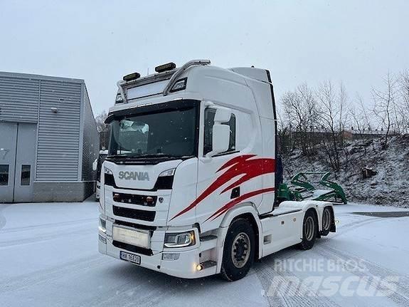 Scania R540 A6x2NB وحدات الجر
