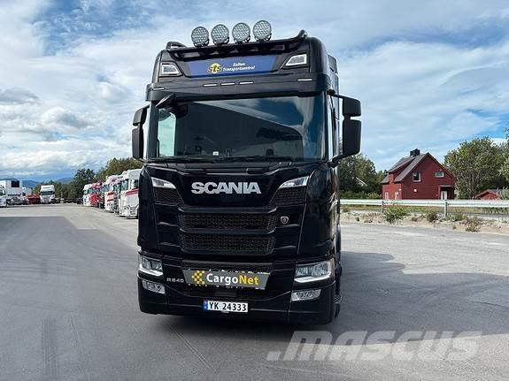 Scania R540A6x2NB وحدات الجر