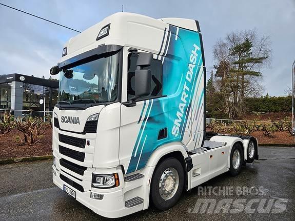 Scania R560 A6x2NB وحدات الجر