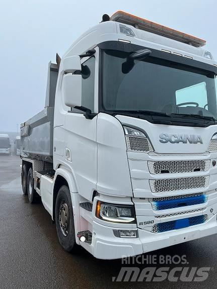 Scania R580 6x4 شاحنات قلابة