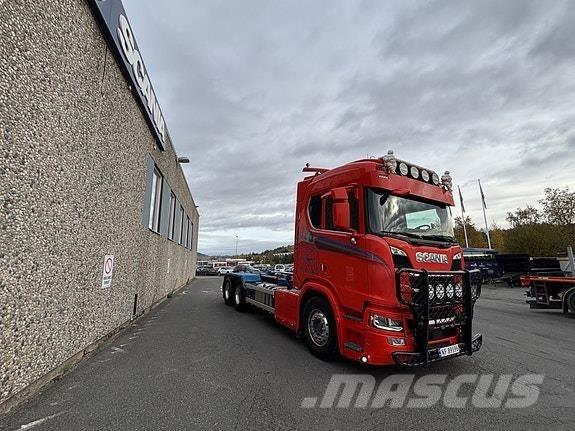 Scania R650B6x4NB شاحنات قابلة للفك