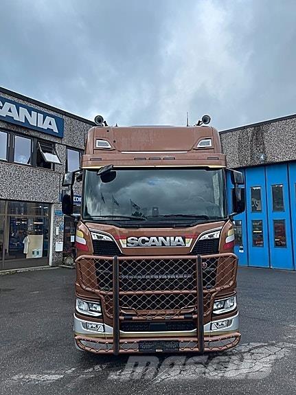 Scania R660A6X4NB وحدات الجر